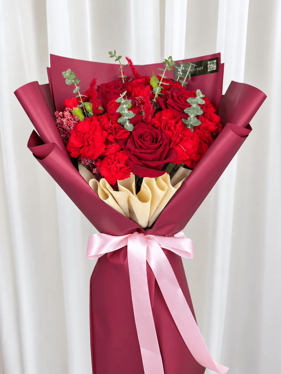 دسته گل رز و میخک چری دسته گل رز و میخک چری